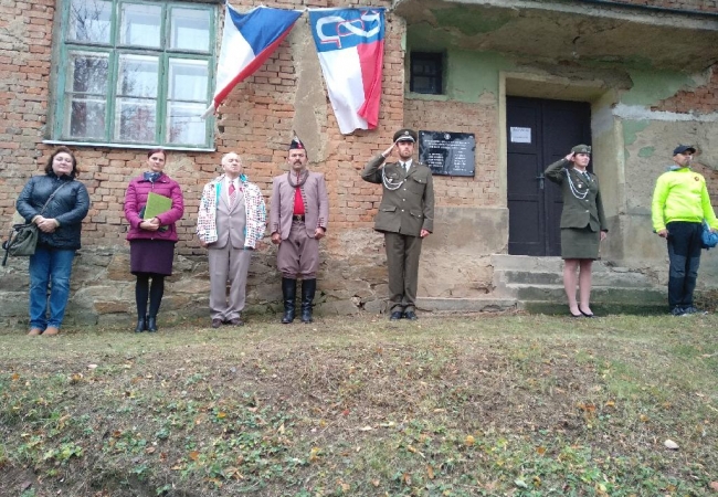 Pomozte zachránit sokolovnu v Radoškově